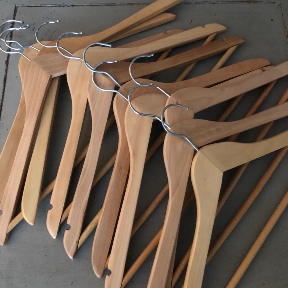 Set of 10 wooden hangers